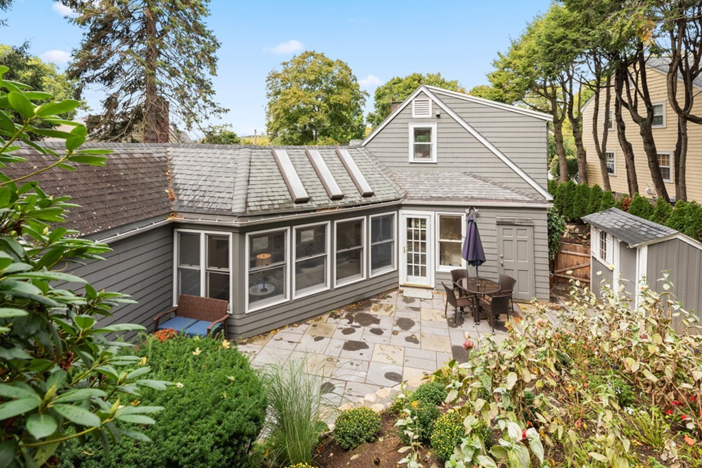 31 Englewood Road Winchester, MA 01890 - Photo 29 of 32 Gallery Image 29