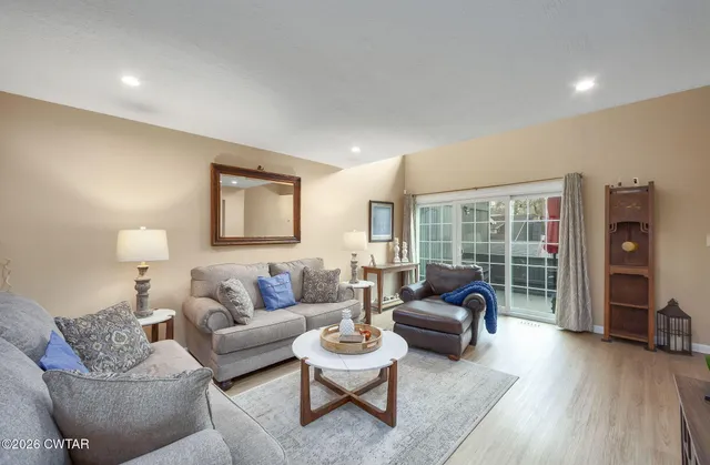 $235,000 | 1104 North Parkway, Jackson, TN 38305