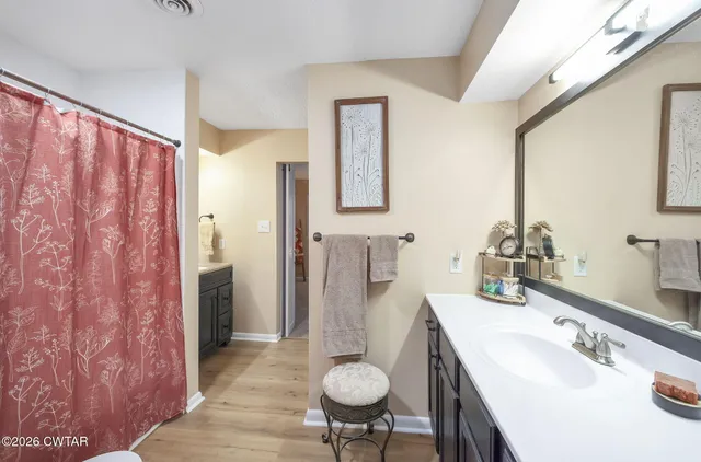 $235,000 | 1104 North Parkway, Jackson, TN 38305