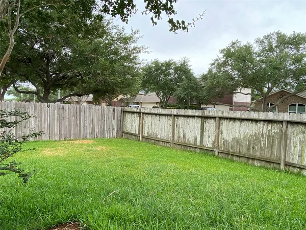$2,250 | 4223 Fieldview Court, Fresno, TX 77545