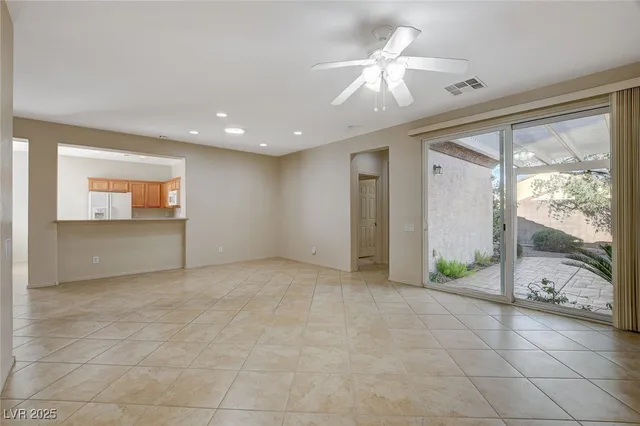 $1,995 | 2640 Lochleven Way, Henderson, NV 89044