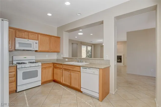 $1,995 | 2640 Lochleven Way, Henderson, NV 89044