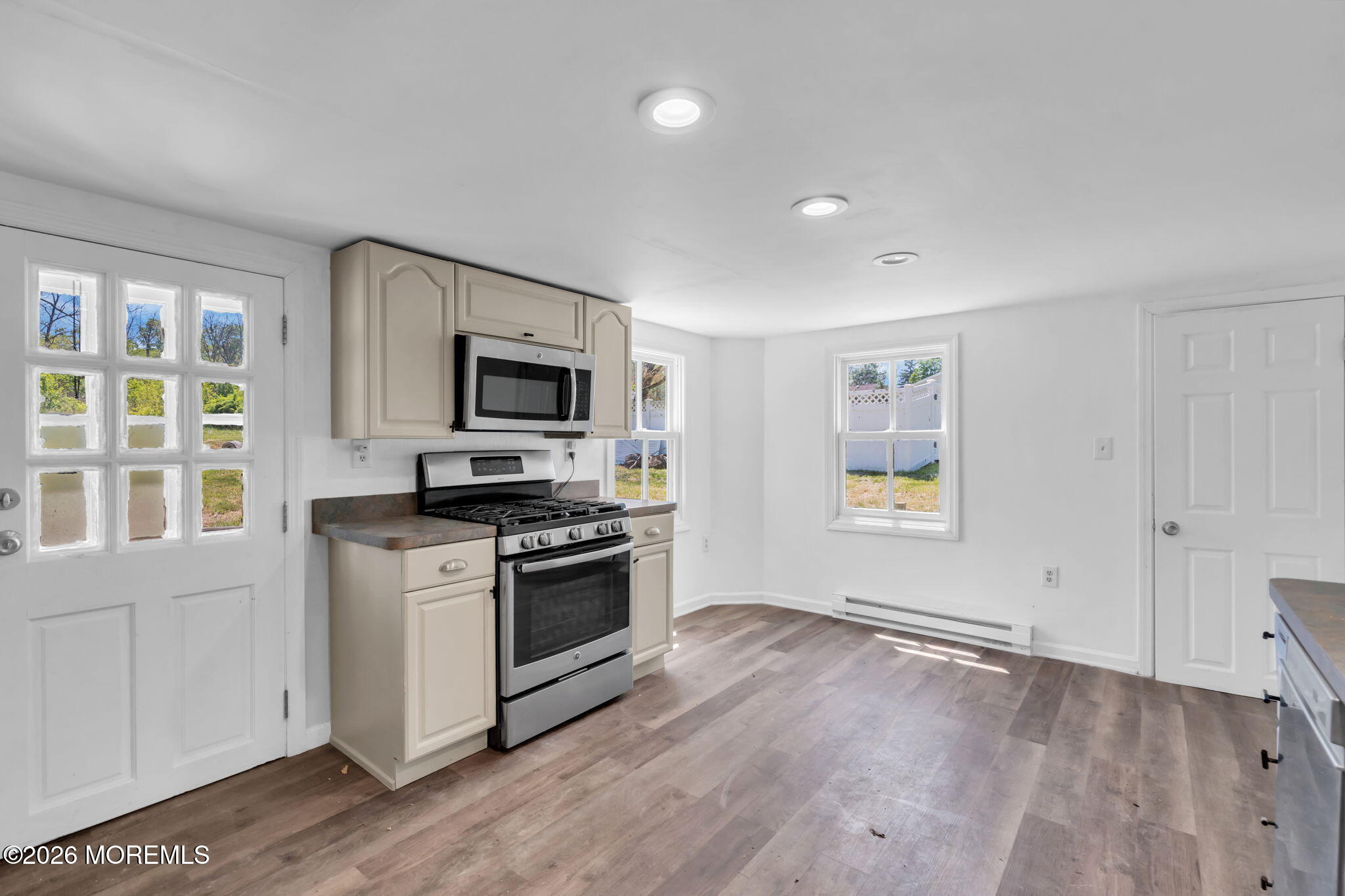 9 Arneytown-Hornerstown Road Cream Ridge, NJ 08514 - Photo 23 of 58 19-web-or-mls-DSC08000