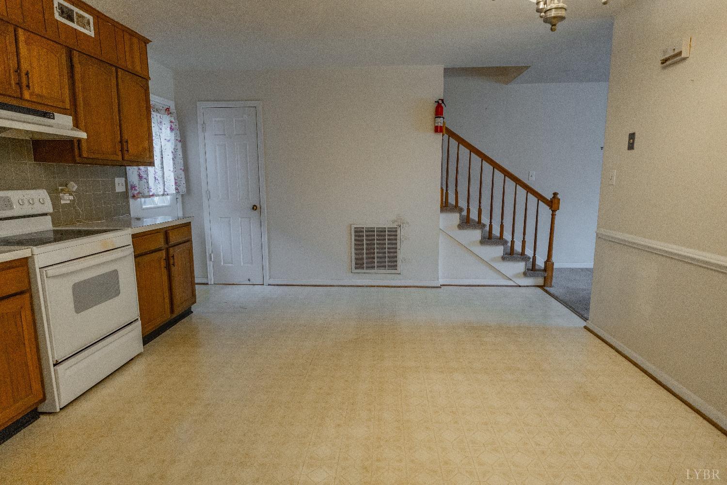 1413 Tunbridge Road Lynchburg, VA 24501 - Photo 8 of 28 Gallery Image 8