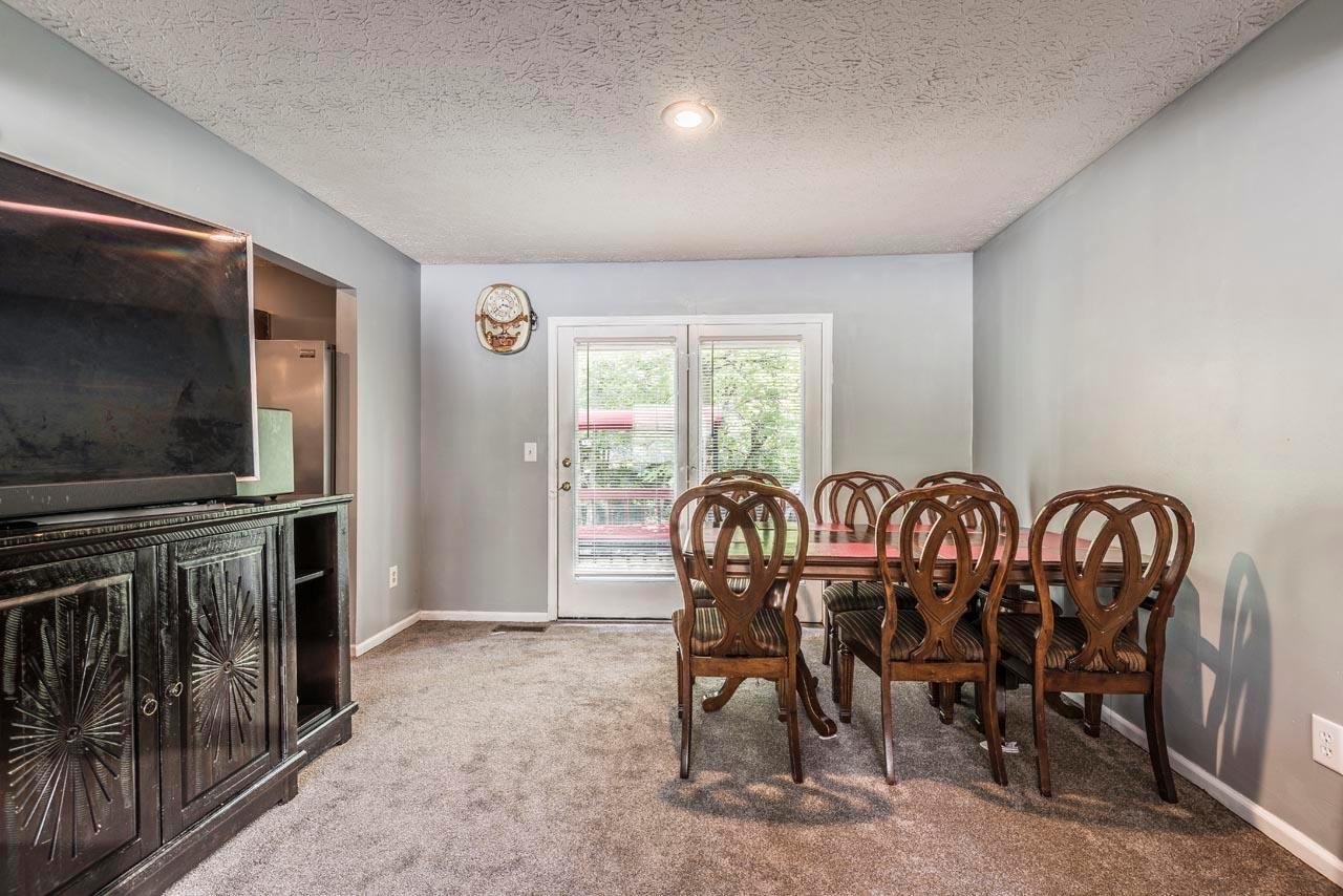 3595 Watt Road Columbus, OH 43230 - Photo 19 of 44 3595 Watt Rd 11