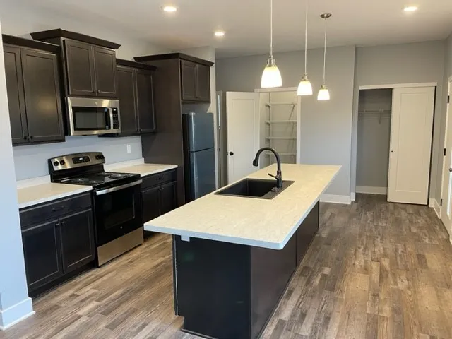 $2,600 | 338 Mt Hope Avenue, Rochester, NY 14620