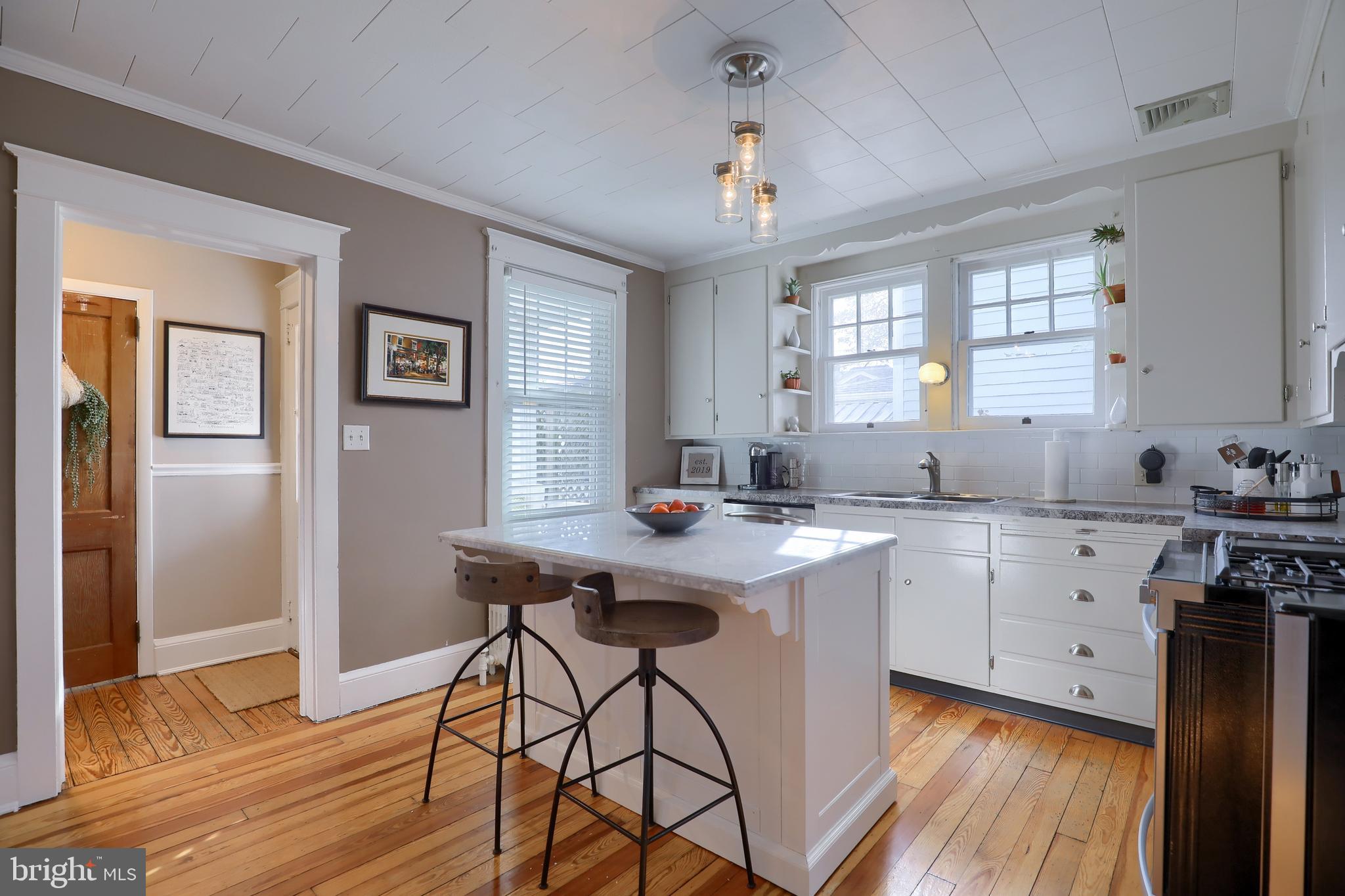 22 East 2nd Avenue Lititz, PA 17543 - Photo 8 of 24 Gallery Image 8