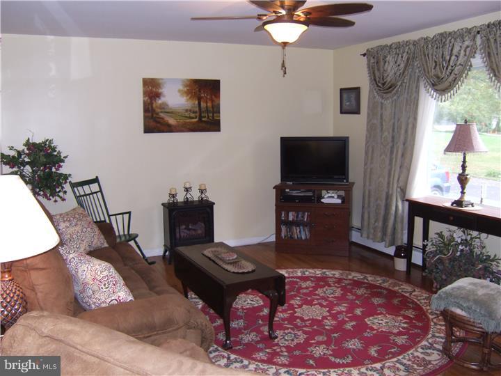 520 Pine Swamp Road Elverson, PA 19520 - Photo 5 of 25 Family Room
