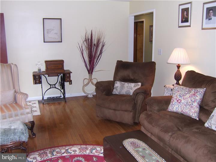 520 Pine Swamp Road Elverson, PA 19520 - Photo 6 of 25 Family Room