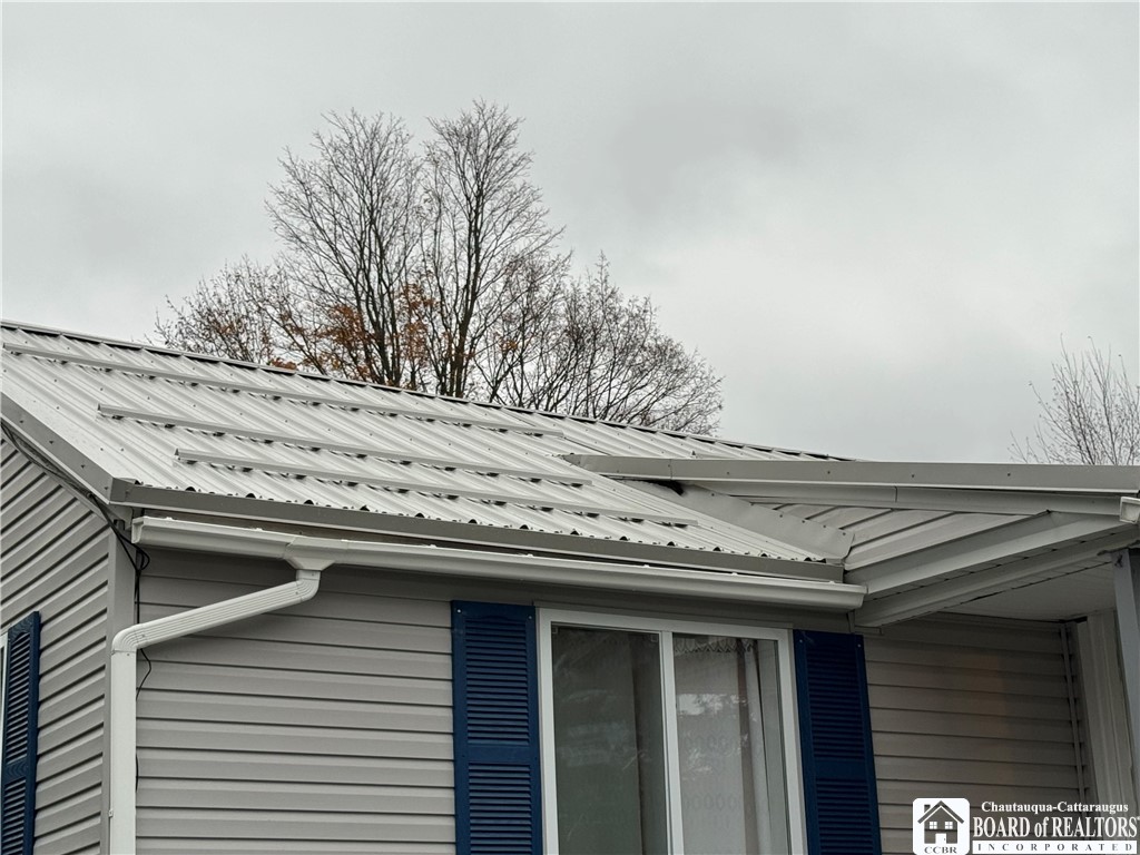 55 West 5th Street Ellicott, NY 14701 - Photo 5 of 32