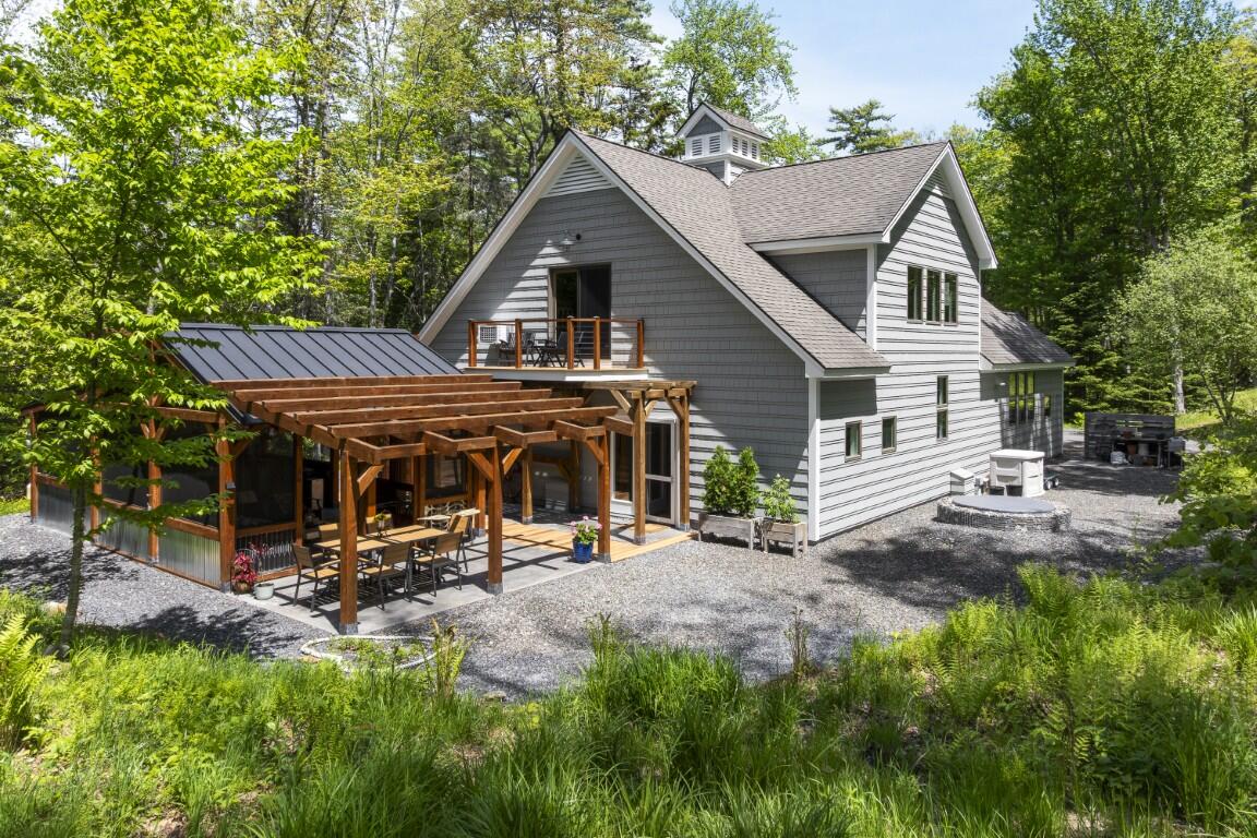 98 Meadow Cove Road Boothbay, ME 04544 - Photo 9 of 54 5