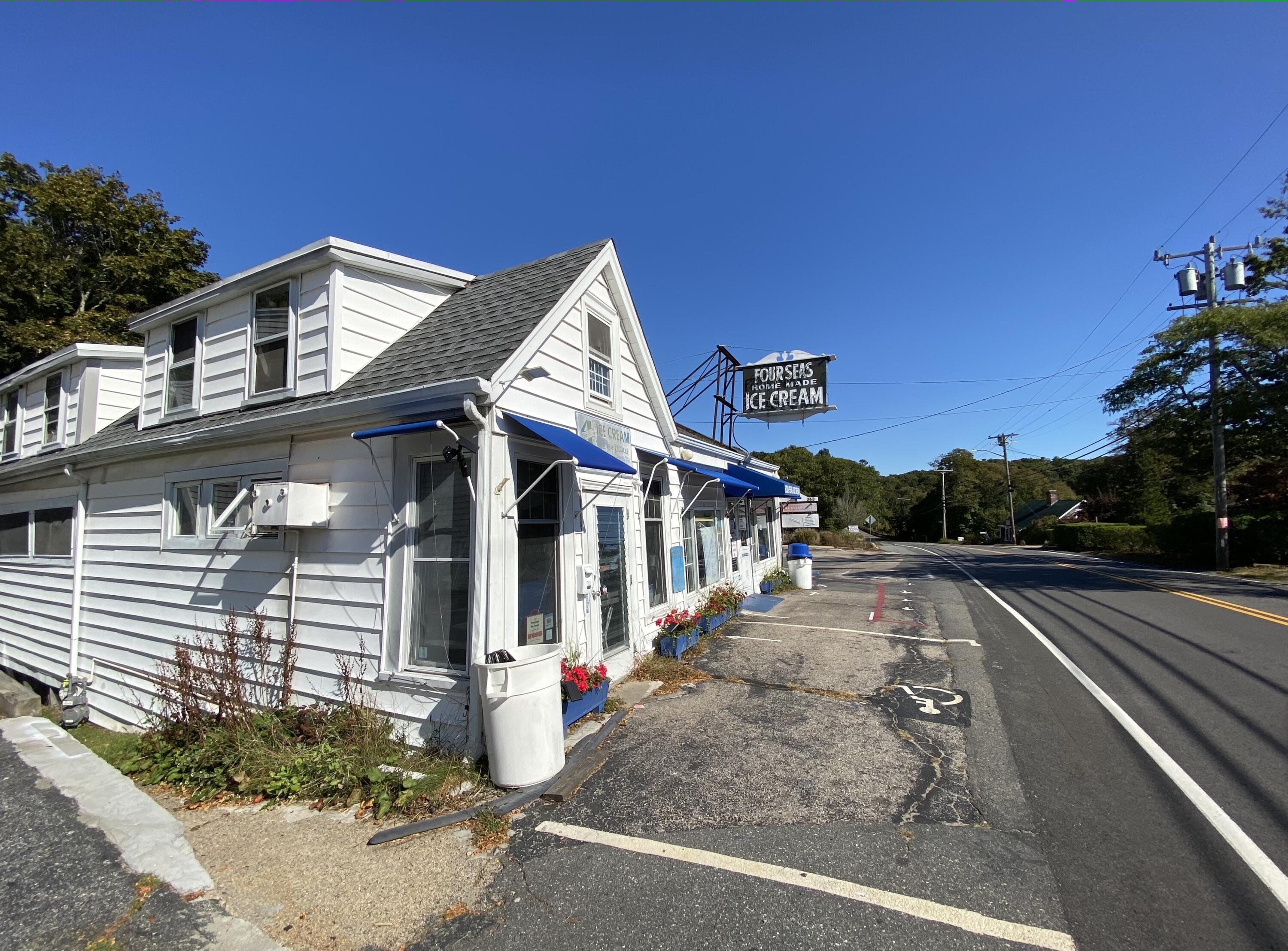 172 Skunknet Road Centerville, MA 02632 - Photo 36 of 37 Four Seas Ice Cream copy
