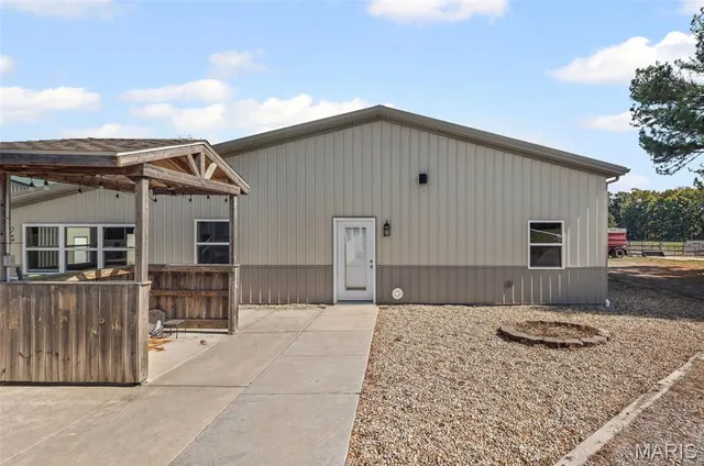 $1,100,000 | 5238 Woodhaven Road, Pinckneyville, IL 62274