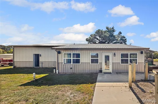 $1,100,000 | 5238 Woodhaven Road, Pinckneyville, IL 62274