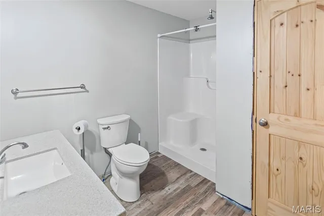 $1,100,000 | 5238 Woodhaven Road, Pinckneyville, IL 62274