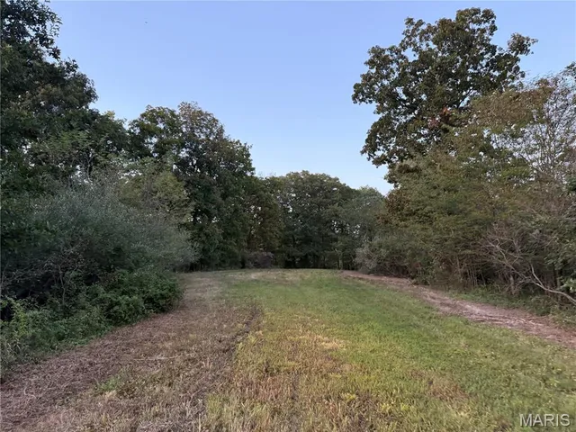 $1,100,000 | 5238 Woodhaven Road, Pinckneyville, IL 62274