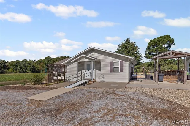 $1,100,000 | 5238 Woodhaven Road, Pinckneyville, IL 62274