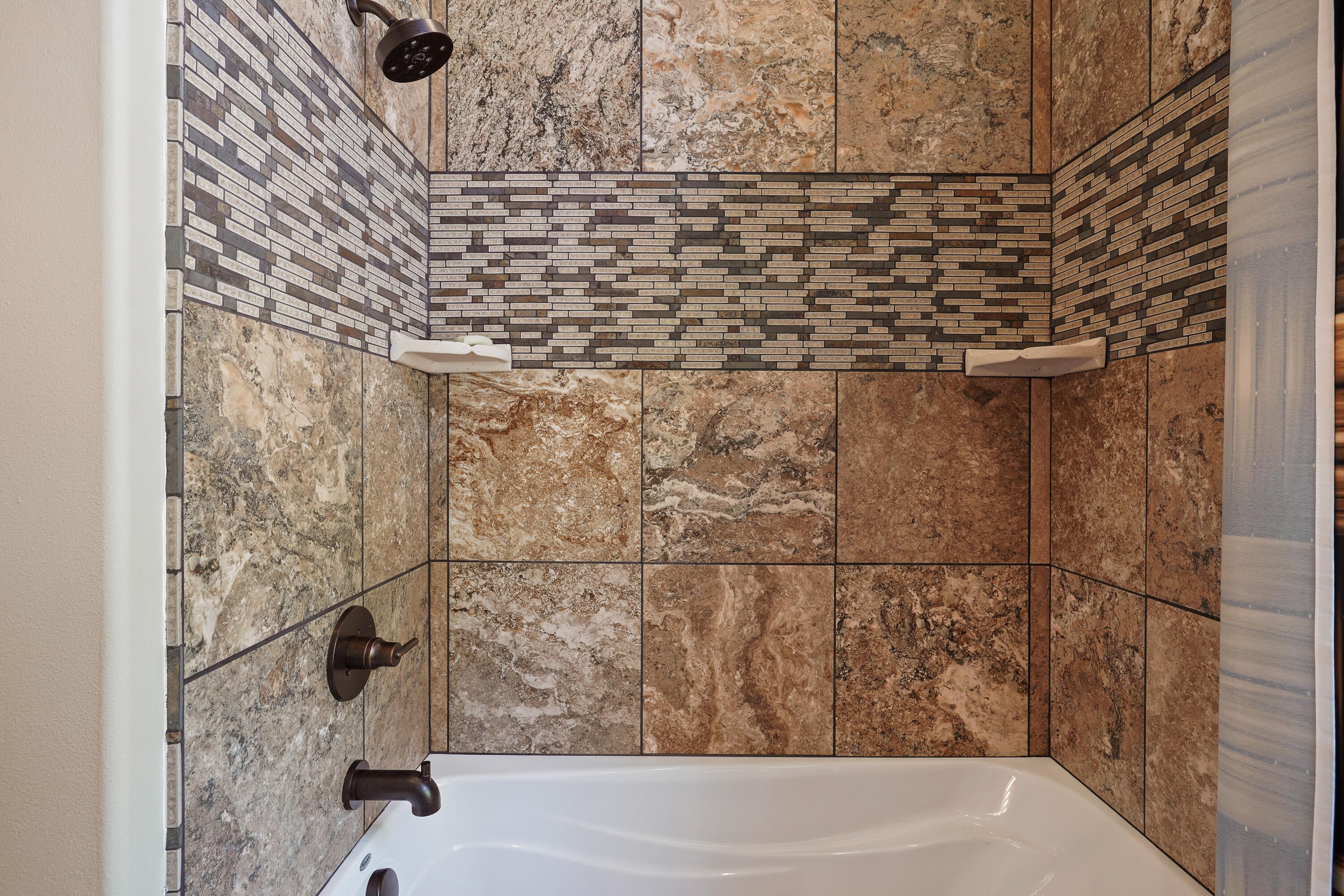 55420 Huntington Road Bend, OR 97707 - Photo 10 of 52 DSC00531