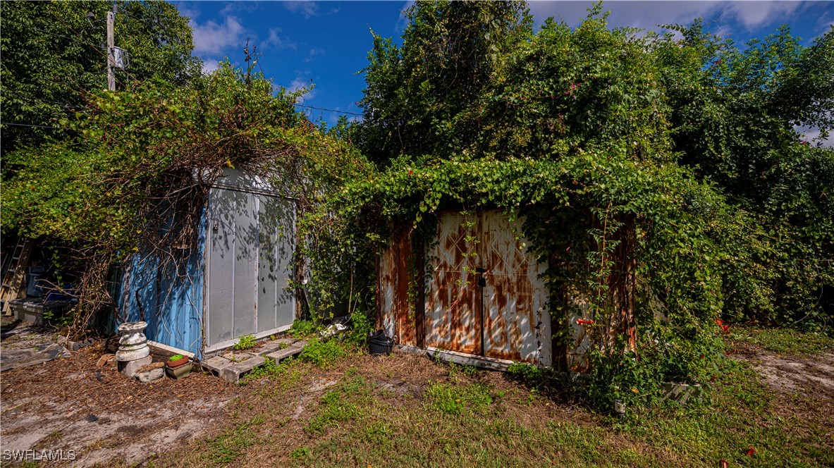 8366 Nault Road North Fort Myers, FL 33917 - Photo 46 of 49 Gallery Image 46
