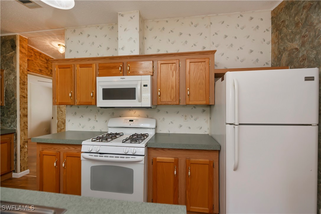 8366 Nault Road North Fort Myers, FL 33917 - Photo 10 of 49 Gallery Image 10