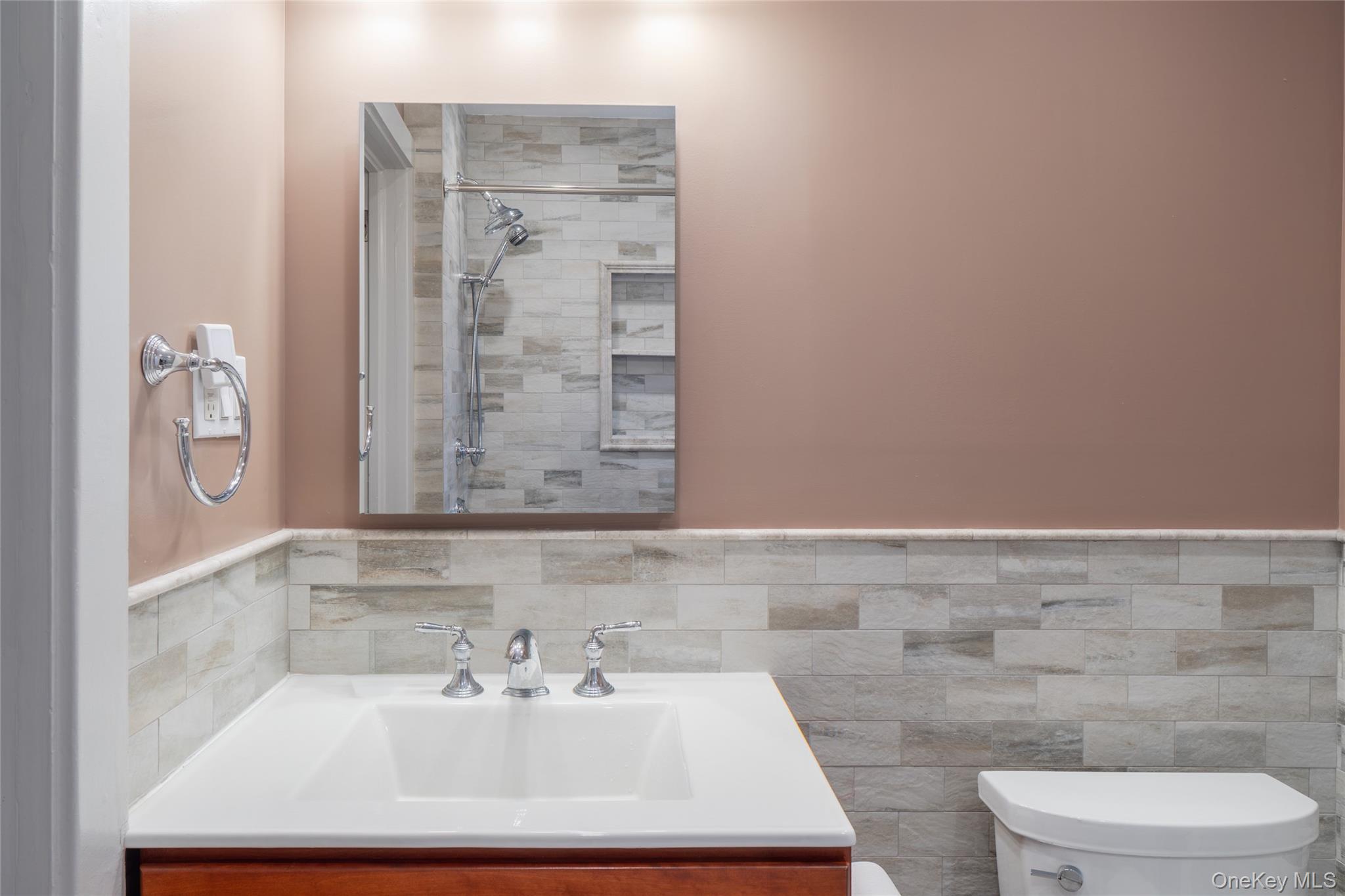 5 Rutgers Place Hartsdale, NY 10530 - Photo 17 of 25