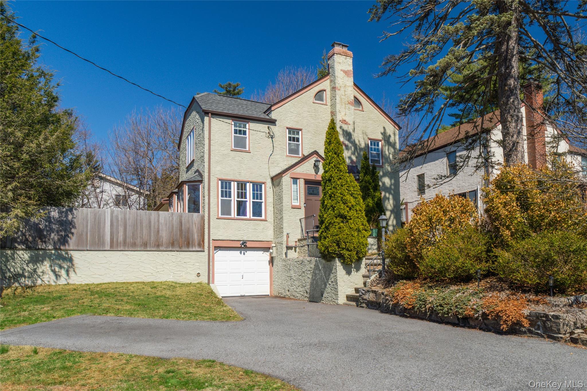 5 Rutgers Place Hartsdale, NY 10530 - Photo 19 of 25