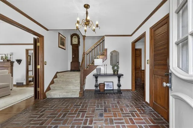 $775,000 | 20 Wycklow Street, Overland Park, KS 66207