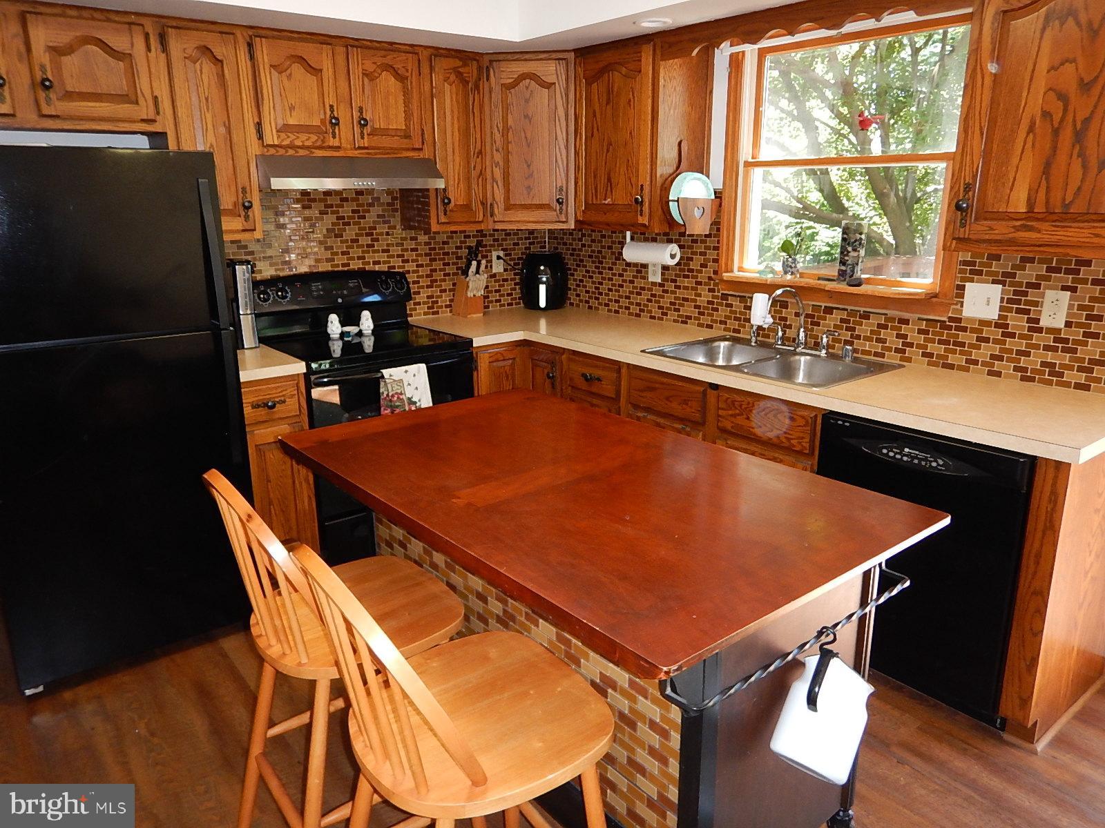 708 Edgewood Road Edgewood, MD 21040 - Photo 13 of 39 Kitchen island, plenty of counter space & cabinets