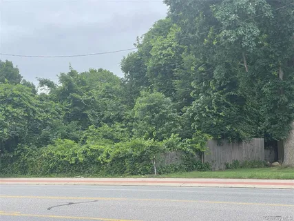 $199,000 | Crooked Hill Road, Brentwood, NY 11717