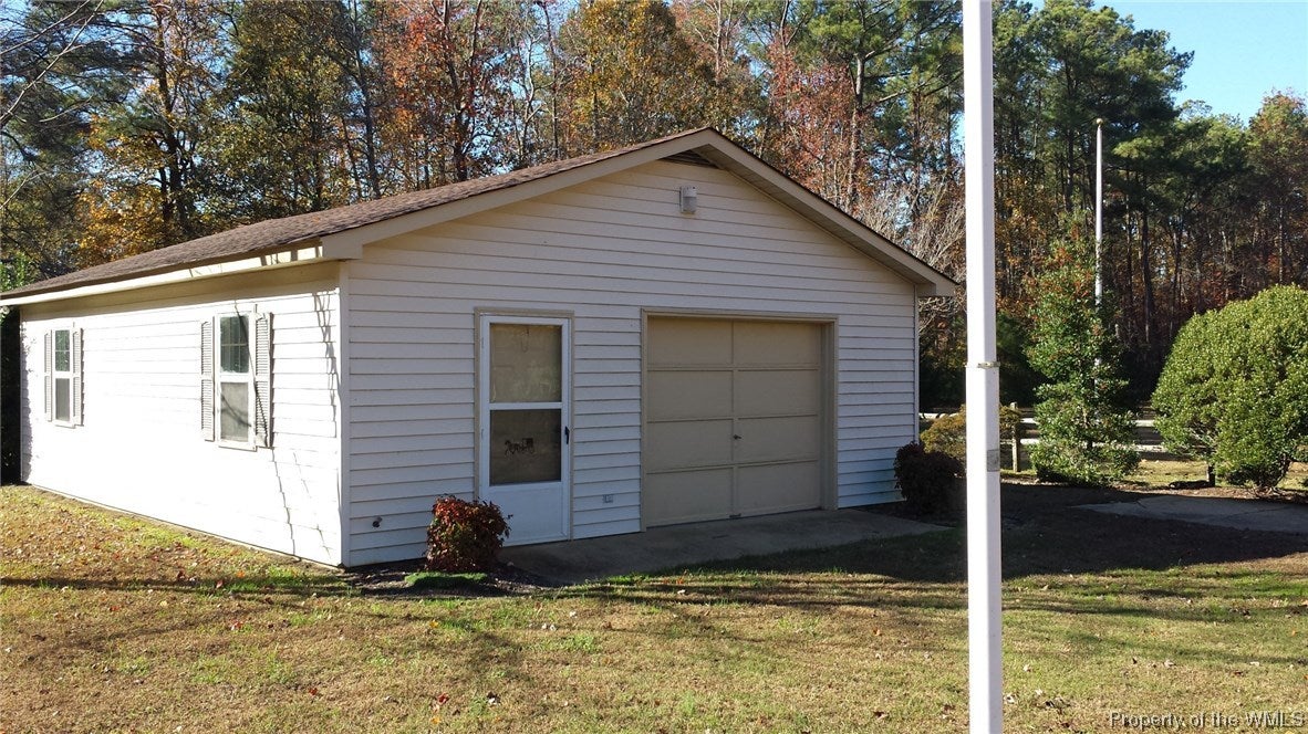 1468 Victory Hill Road Hayes, VA 23072 - Photo 11 of 17 Gallery Image 11