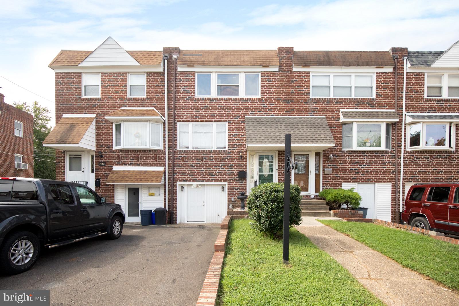 3120 Holly Road Philadelphia, PA 19154 - Photo 2 of 49