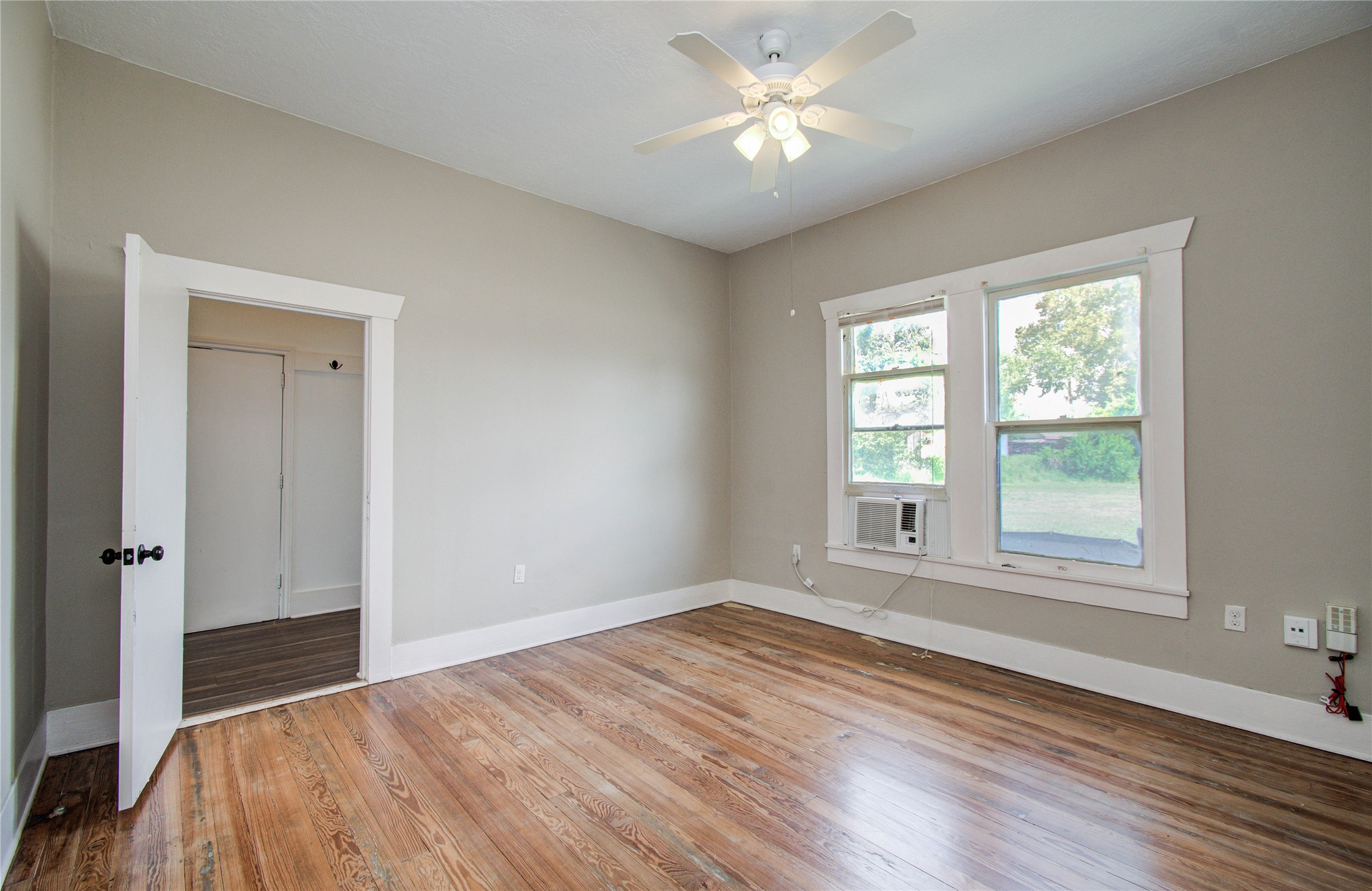 901 Boundary Street Houston, TX 77009 - Photo 19 of 31