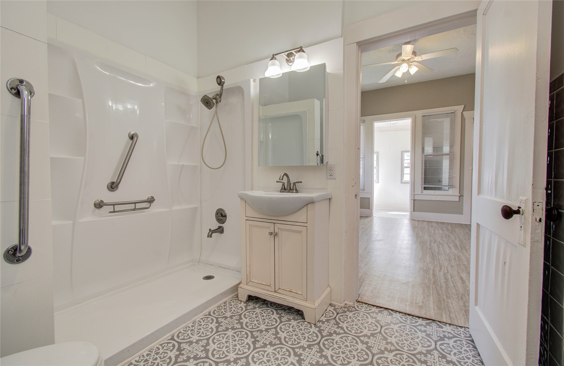901 Boundary Street Houston, TX 77009 - Photo 22 of 31