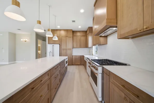 $819,900 | 8714 Scrub Oak Vw Drive, Tomball, TX 77375