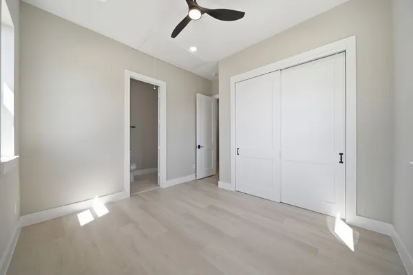 $819,900 | 8714 Scrub Oak Vw Drive, Tomball, TX 77375