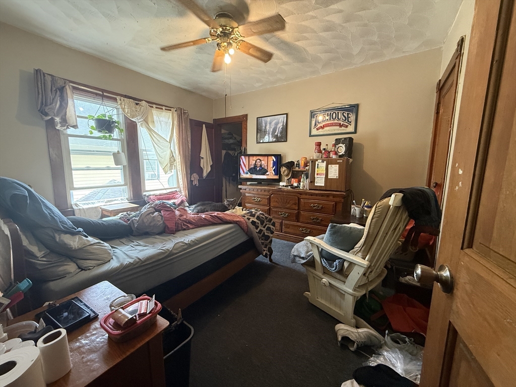 119-121 Middlesex Street Springfield, MA 01109 - Photo 4 of 31
