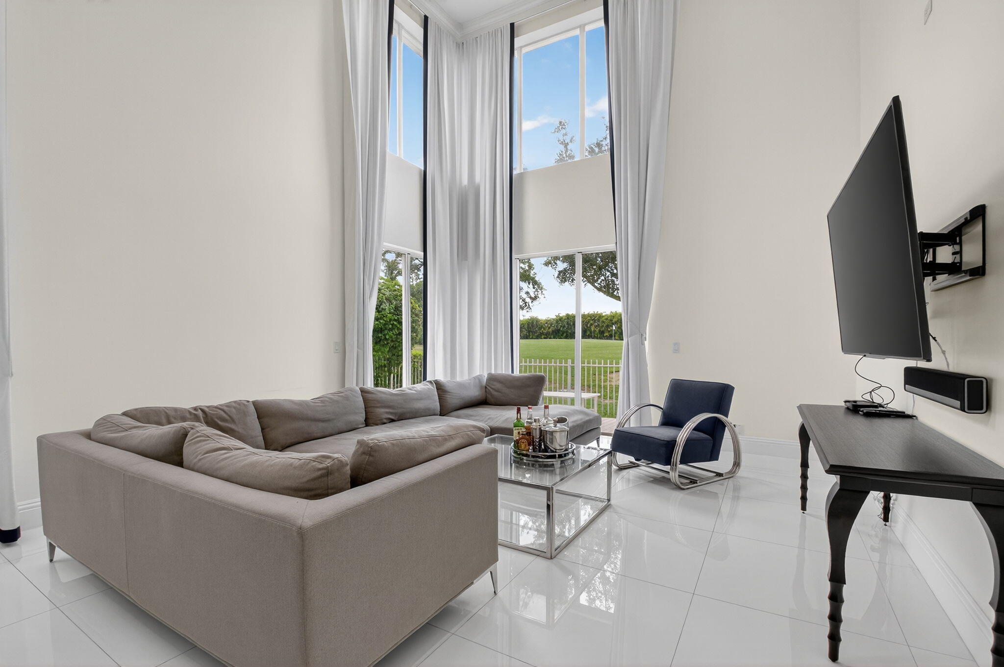 4145 Northwest 58th Lane Boca Raton, FL 33496 - Photo 11 of 48 Living Room