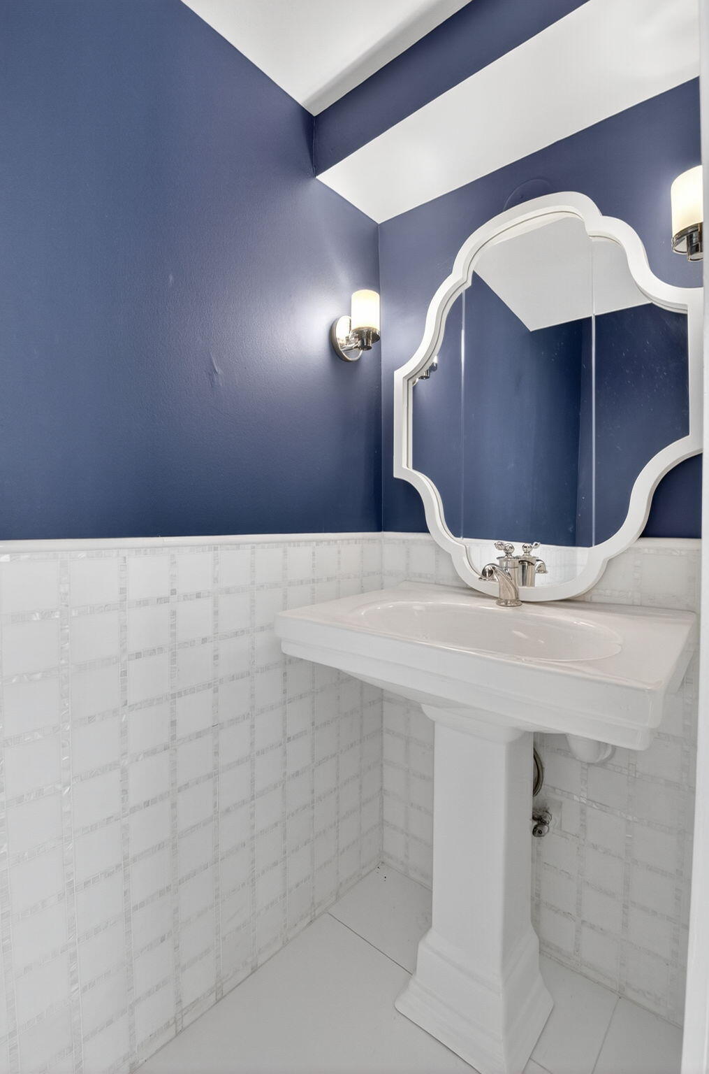 4145 Northwest 58th Lane Boca Raton, FL 33496 - Photo 12 of 48 1st floor Powder Bath