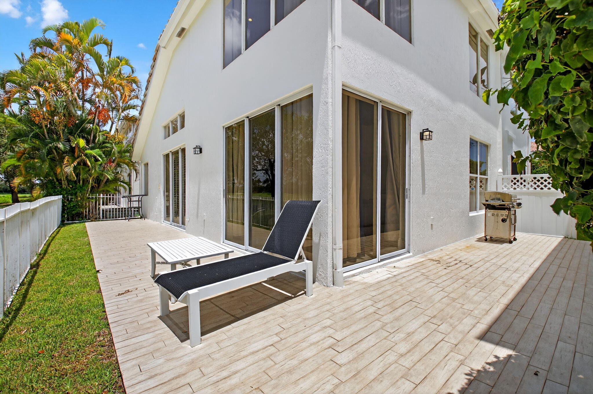 4145 Northwest 58th Lane Boca Raton, FL 33496 - Photo 24 of 48 Outside patio