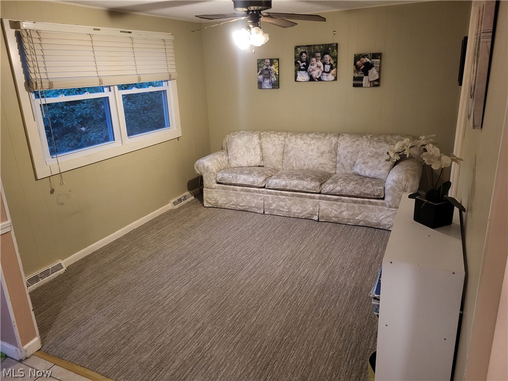2523 Laurelhurst Road Cleveland, OH 44118 - Photo 4 of 13 Gallery Image 4