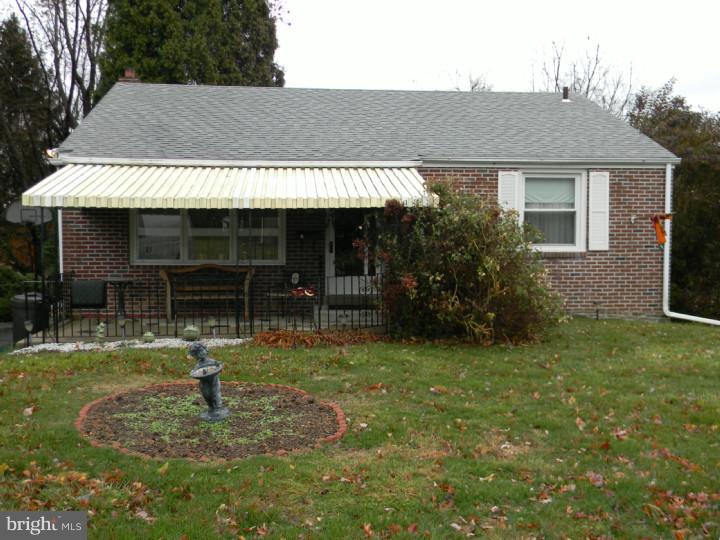 11 East Garden Road Broomall, PA 19008 - Photo 2 of 18 Gallery Image 2