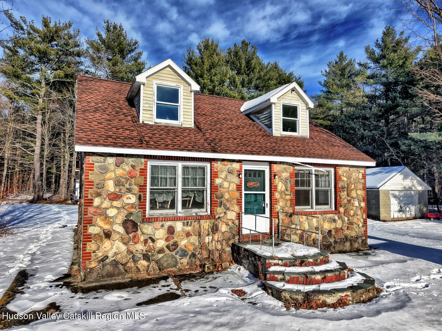 42 Old Rte 23 Cairo, NY 12413 - Photo 6 of 69 a front view of a house with a yard