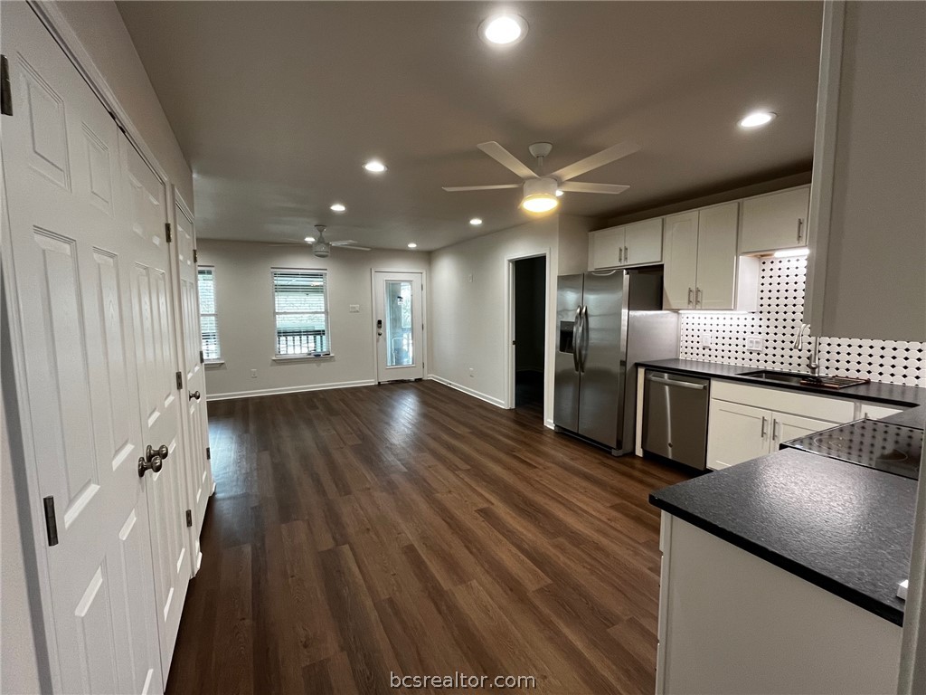 10326 North Dowling Road College Station, TX 77845 - Photo 5 of 11