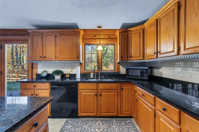 $1,325,000 | 70 River Street, Bartlett, NH 03812