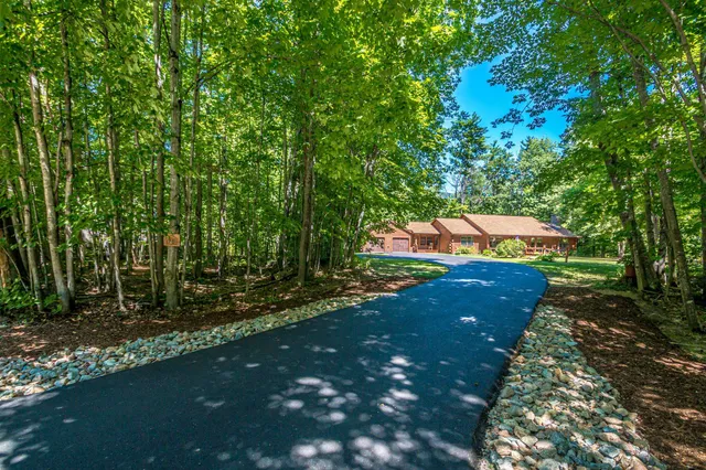 $1,265,000 | 70 River Street, Bartlett, NH 03812