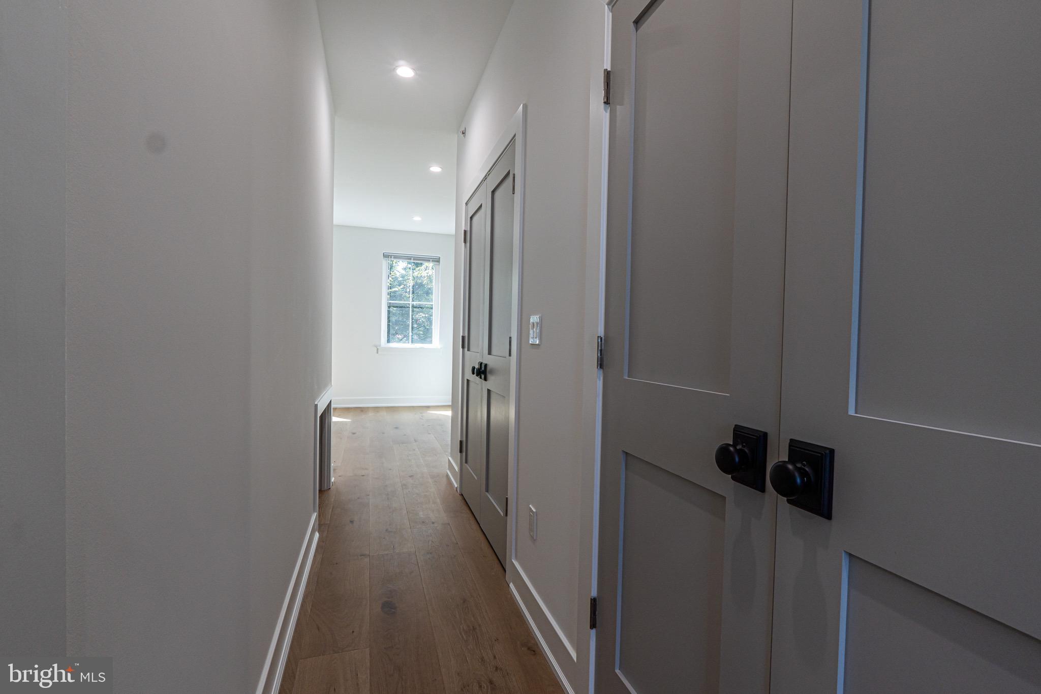505 Mercy Street Philadelphia, PA 19148 - Photo 8 of 23 Master Bedroom Closets