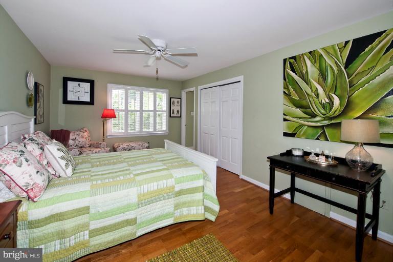 1147 Colonial Road McLean, VA 22101 - Photo 13 of 17 Bedroom (Master)