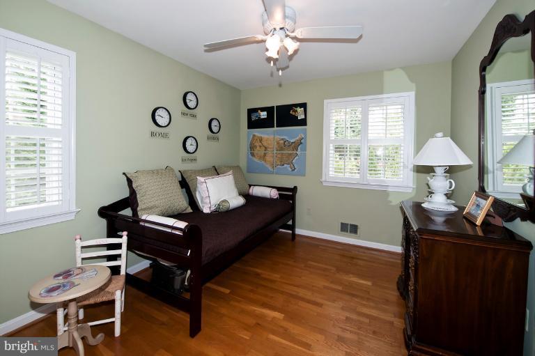 1147 Colonial Road McLean, VA 22101 - Photo 17 of 17 Bedroom