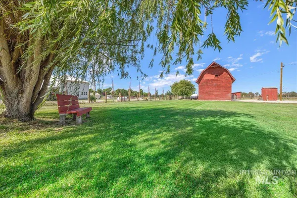 $660,000 | 2525 South Johns Avenue, Emmett, ID 83617