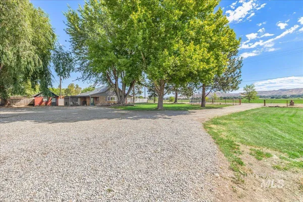 $660,000 | 2525 South Johns Avenue, Emmett, ID 83617